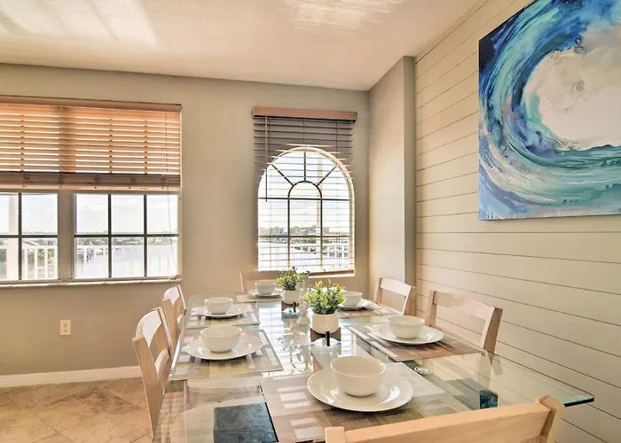 Coastal Clearwater Condo: Half Mile To Beach! Clearwater Beach