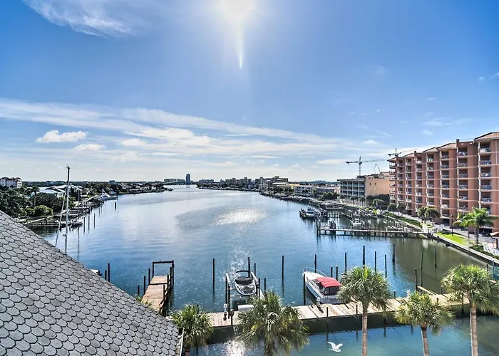 Coastal Clearwater Condo: Half Mile To Beach!
